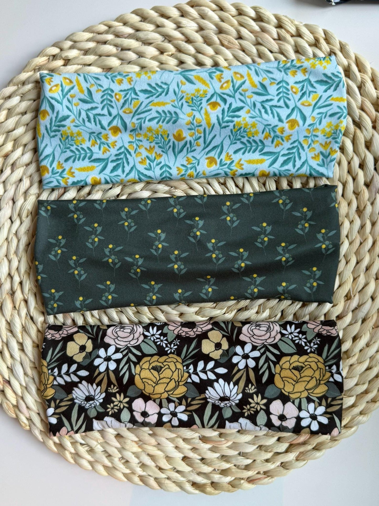 Stretchy, Buttery-Soft Headband - Teal Buttercups